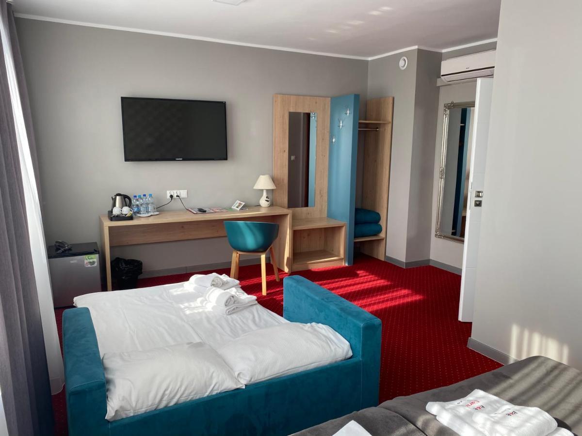 Carina Hotel Tczew Exterior photo